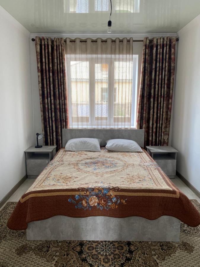 Guest House Baytur Kochkor Ngoại thất bức ảnh