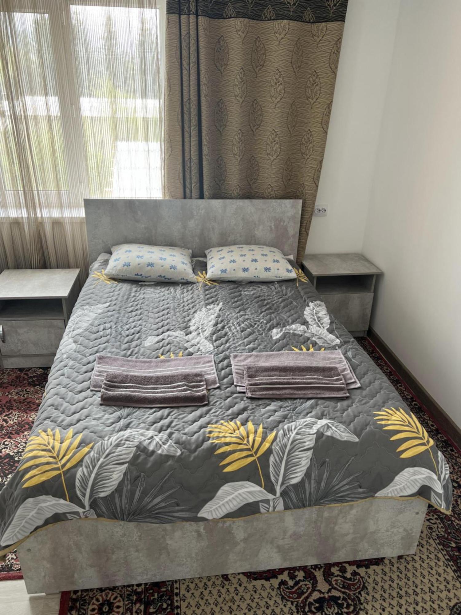 Guest House Baytur Kochkor Ngoại thất bức ảnh