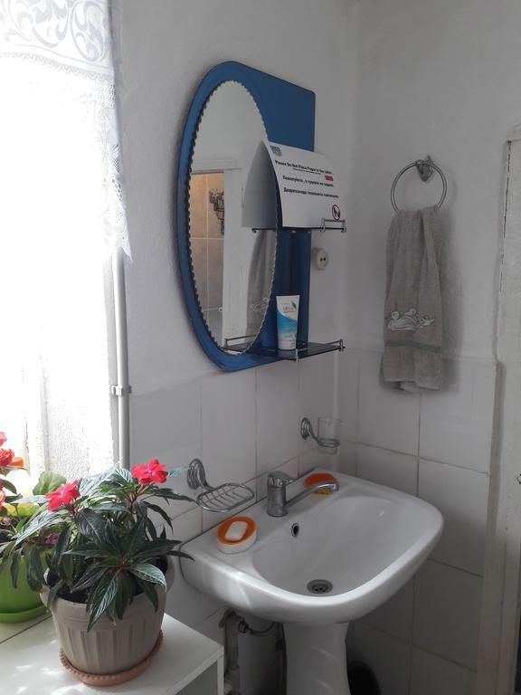 Guest House Baytur Kochkor Ngoại thất bức ảnh