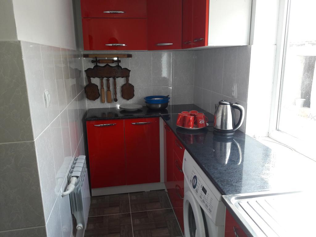 Guest House Baytur Kochkor Ngoại thất bức ảnh
